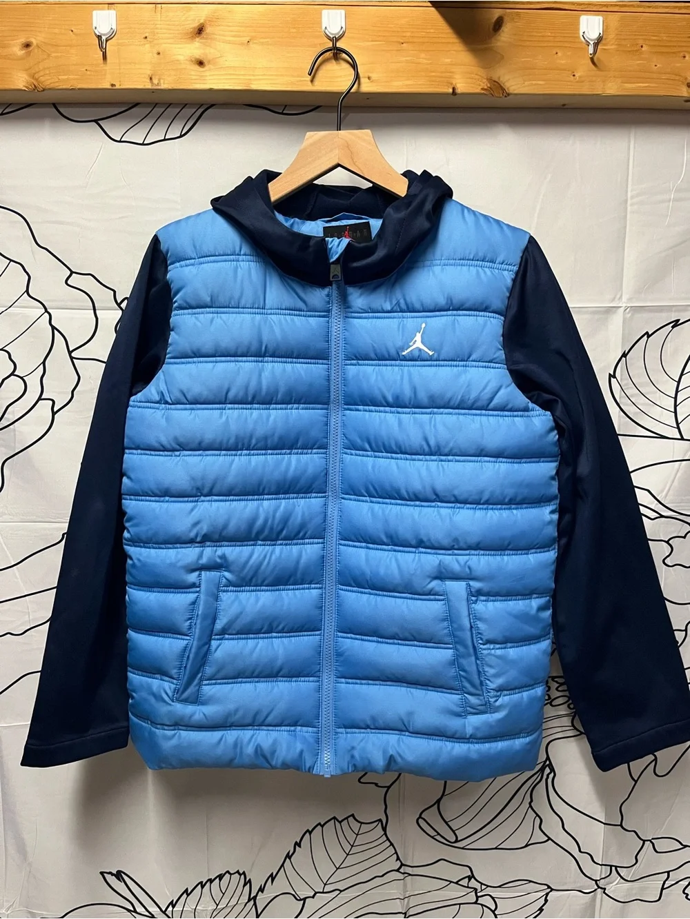 Jordan youth hybrid